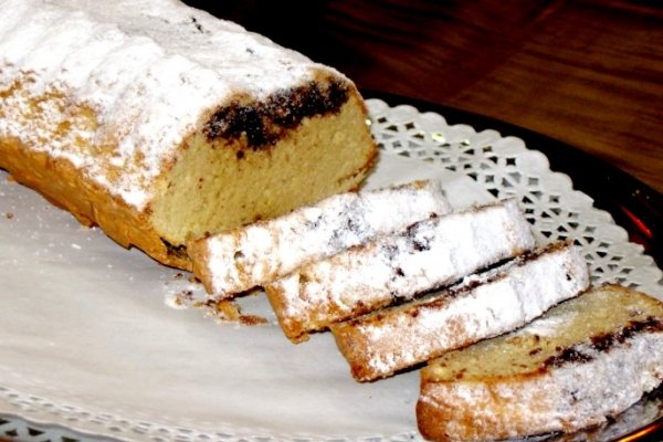 Pandispan cu zahar brun si ornamente de cacao