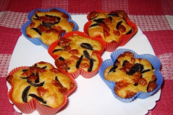 Briose cu cascaval si masline