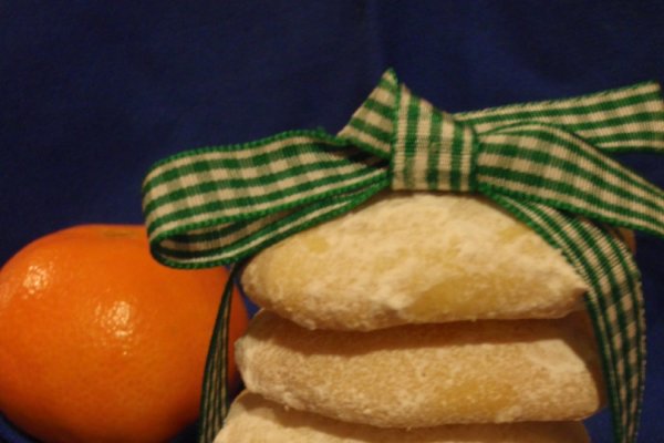 Fursecuri cu aromă de portocale
