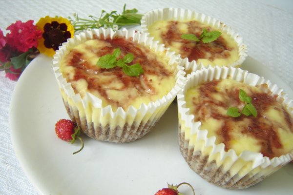 Briose cu biscuiti graham si branza