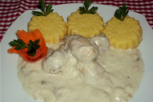 Ciulama de pui cu ciuperci