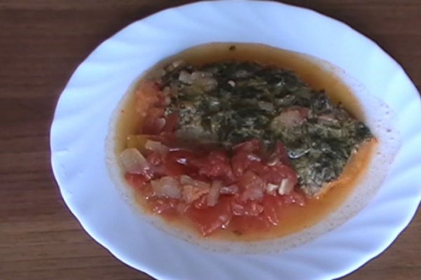 File de peste la cuptor cu mustar, patrunjel si rosii