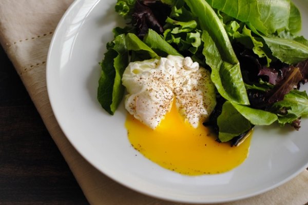 Cum sa faci oua posate la microunde