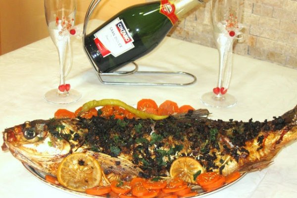 Crap in crusta de rosii deshidratate