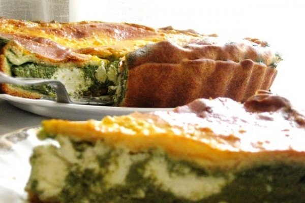 Tarta cu spanac,branza feta si bilute de mozzarella