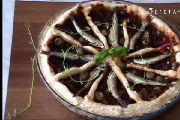 Tarta cu peste afumat (sprot) si masline