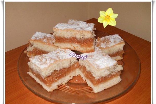 Prajitura cu mere si gem de gutui