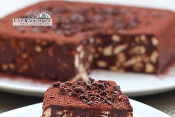 Tort de biscuiti.  Reteta fara coacere pentru un desert rapid si delicios