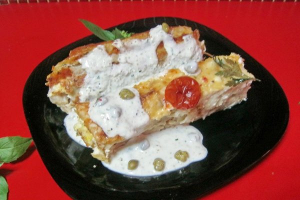 Galette cu piept de pui si ciuperci scaldate in sos de capere cu smantana si iaurt