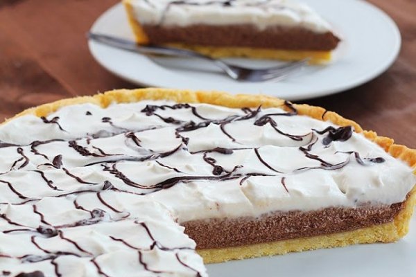 Tarta cu frisca si ciocolata