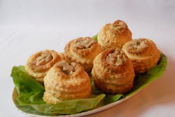 Cosulete cu salata de ton