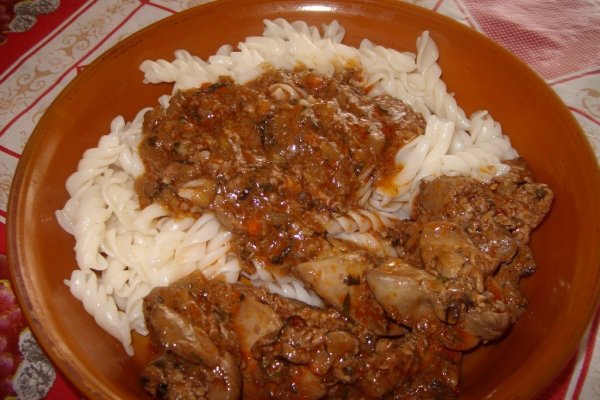 Ficat de pui cu paste