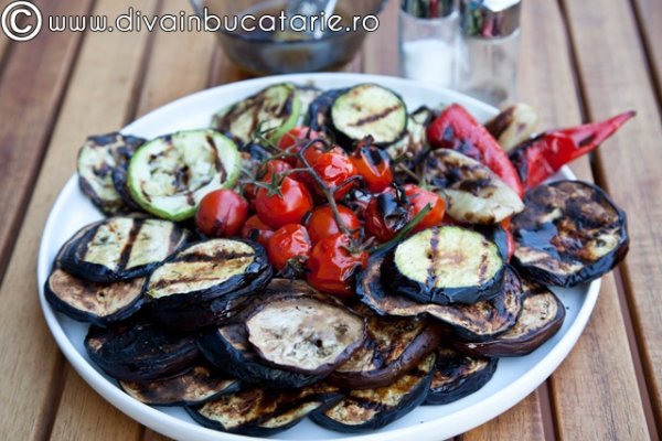 Platou cu legume la gratar