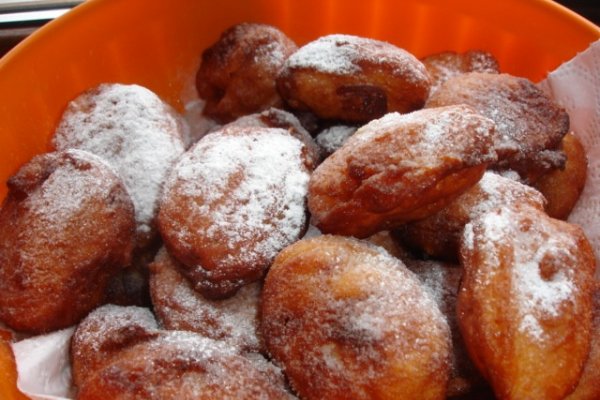 Gogosi pufoase(facute cu lingura)