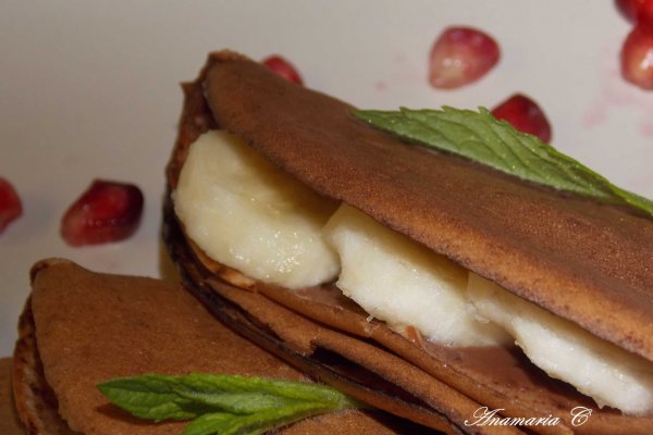 Clatite cu ciocolata si banane