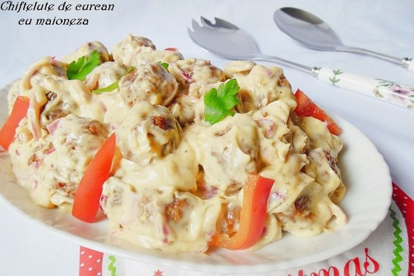 Chiftelute de curcan cu maioneza