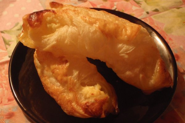 Cornuri cu branza dulce