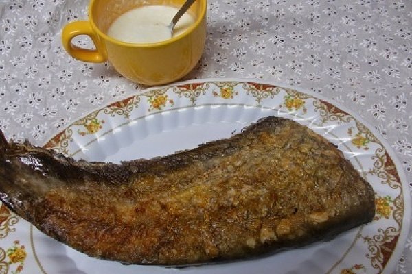 Coada de somn prajita cu sos de usturoi