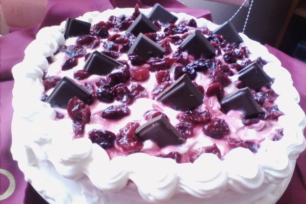 Tort cu gem de visine