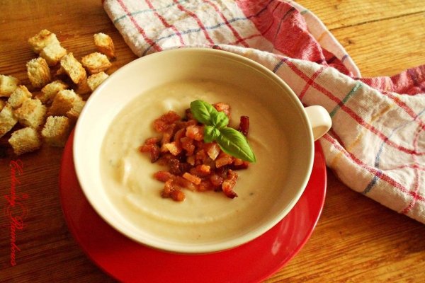 Supă cremă de țelină