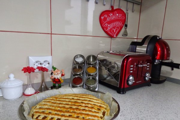 Tarta cu mere acrisoare