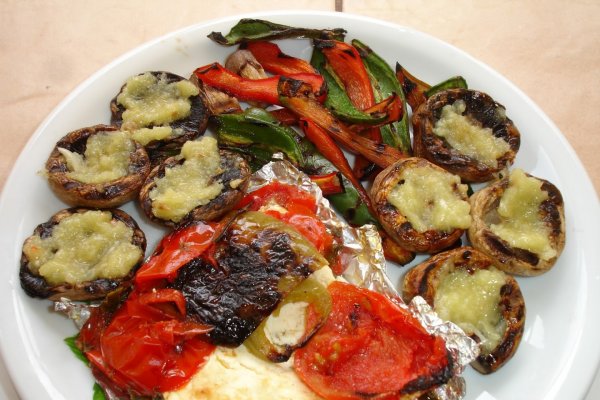 Branza feta la gratar