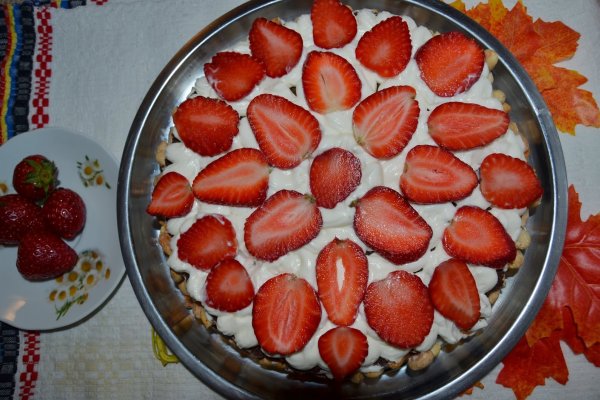 Tort cu blat de nuci macinate