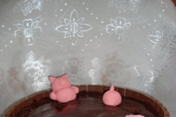 Tort cu iaurt si fructe de padure