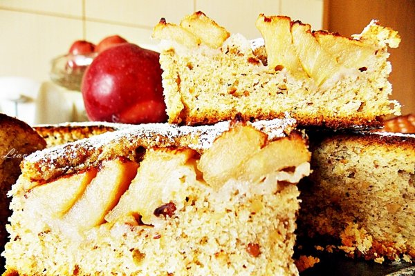 Prajitura cu mere si nuci