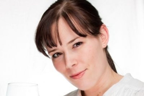 5 motive sa bei vin rosu in fiecare zi