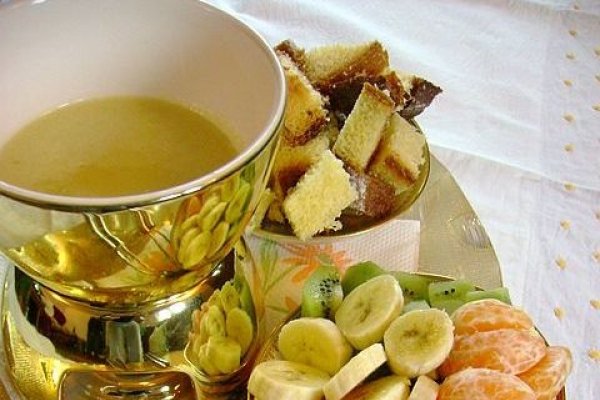 Fondue de ciocolata alba
