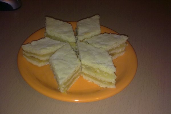 Prajitura foaie peste foaie ca la mama acasa