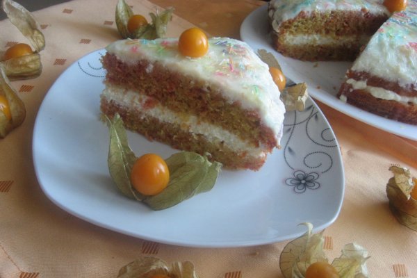 Prajitura fina cu sfecla si crema de branza