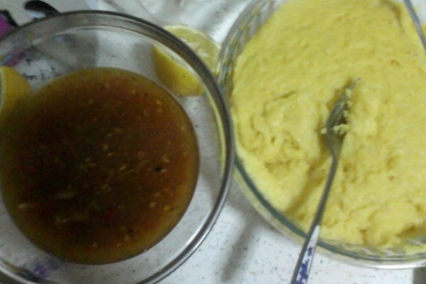 Saramura de pui cu mamaliguta