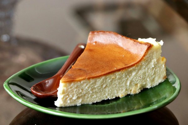 Pasca fara aluat. Cremoasa, aromata si usor de preparat