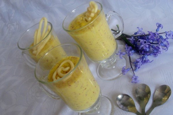 Crema de lapte cu migdale