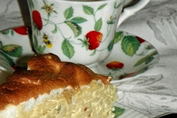 Budinca cu macaroane,branza dulce si stafide