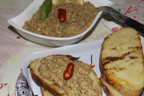 Crema picanta cu avocado