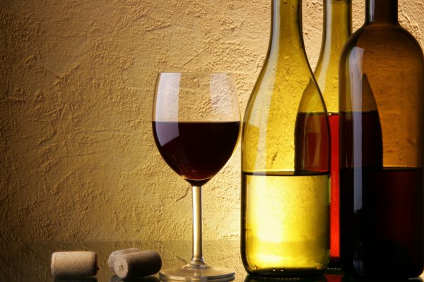 Cat timp poti pastra o sticla de vin dupa ce ai desfacut-o