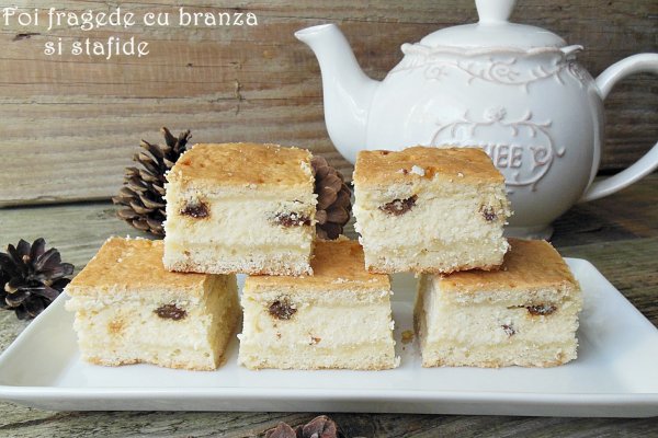 Foi fragede cu branza si stafide