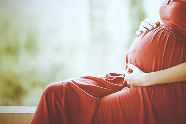 Ce sa nu mananci cand esti gravida - 10 alimente pe care sa le eviti in timpul sarcinii