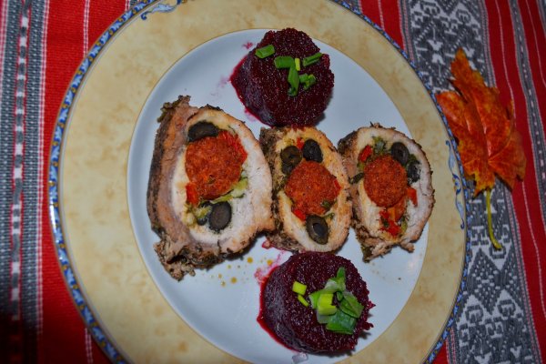 rulada din carne de porc