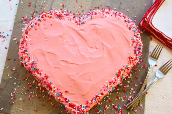 Cum sa faci un tort in forma de inima in cativa pasi