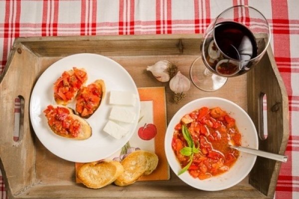 Cum folosim painea veche. 11 idei de retete perfecte