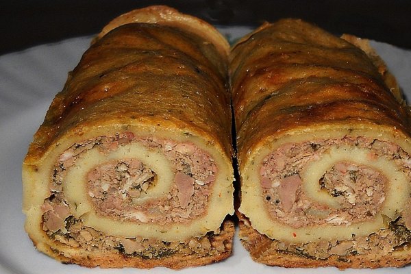 Clatite umplute cu ficatei si piept de pui la cuptor. O reteta delicioasa si savuroasa, perfecta pentru o masa speciala