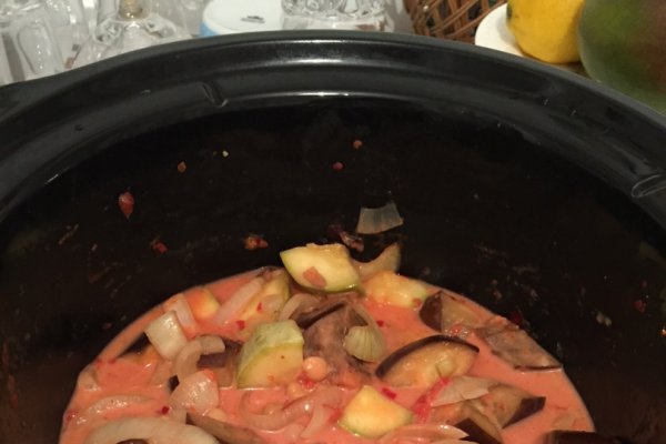 Tocanita de legume cu iaurt de capra la slow cooker CrockPot