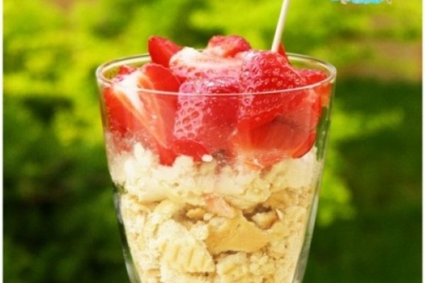 10 deserturi delicioase cu capsuni