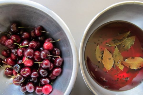 Cum sa faci cirese murate si in ce preparate le poti folosi