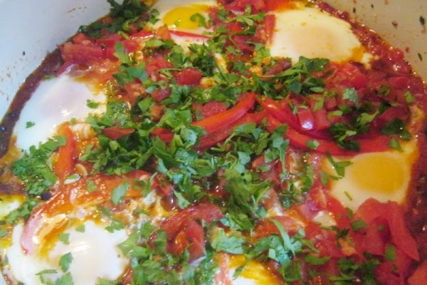 Oua in sos de rosii- Shakshouaka