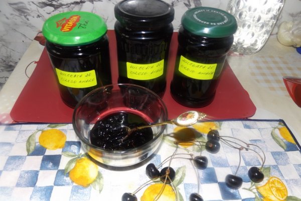 Dulceata de cirese amare